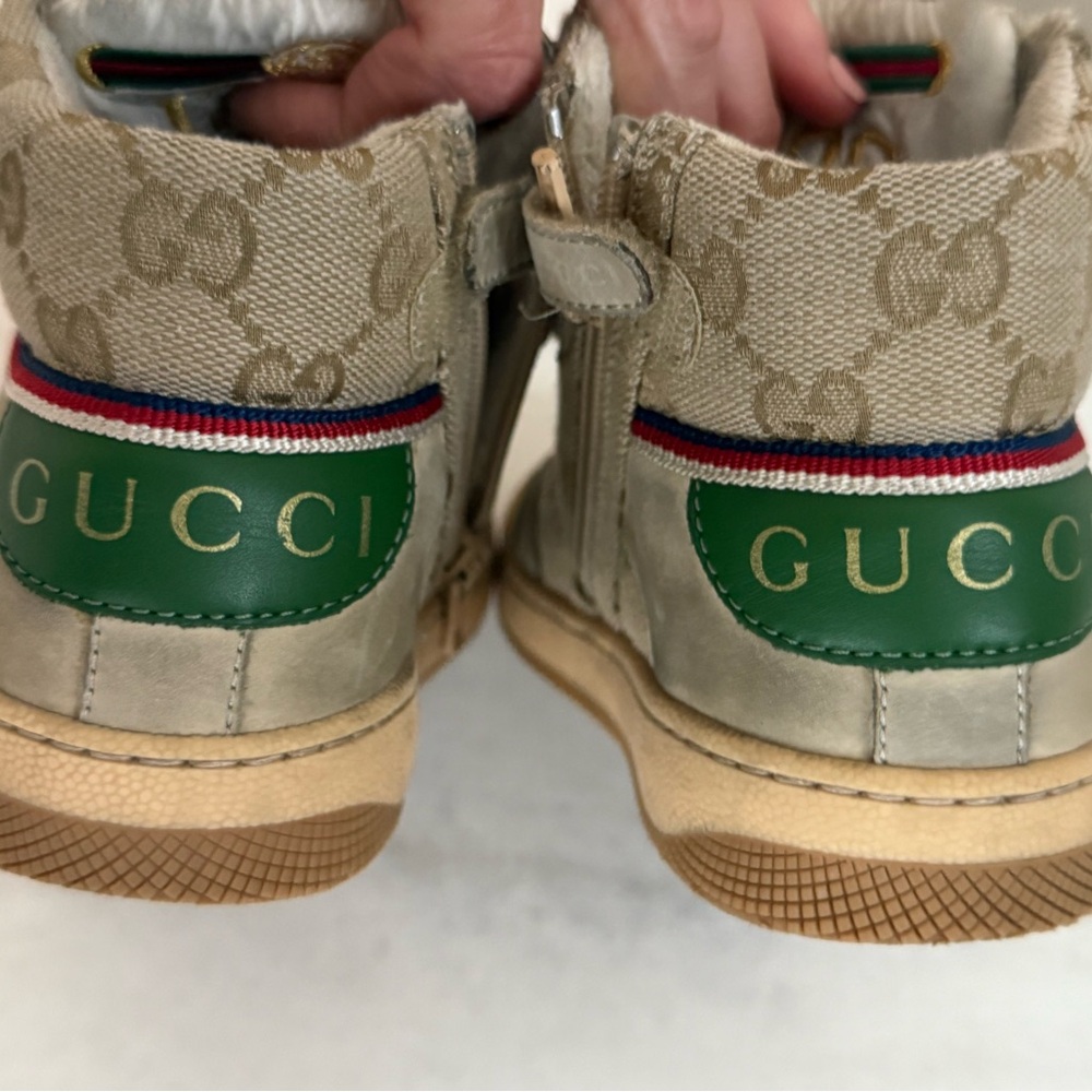 Gucci boys distressed sneakers 100% authentic size 29